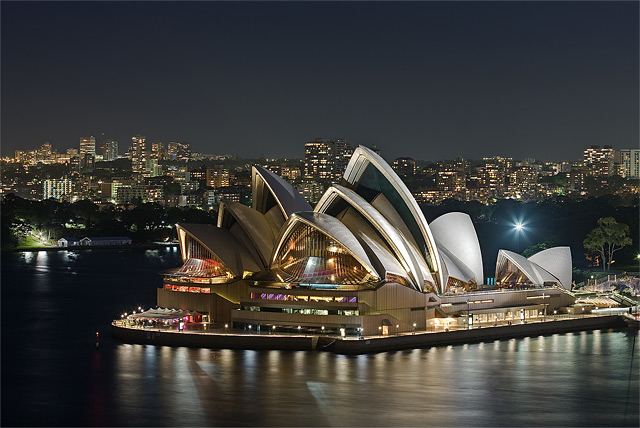 Oper von Sydney am Hafen bei Nacht - Fotograf: Diliff